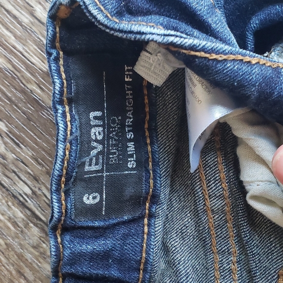 Buffalo Jeans - Picture 4 of 5